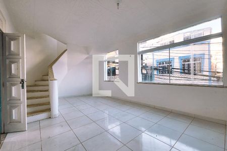 Sala de casa para alugar com 5 quartos, 240m² em Tororo, Salvador
