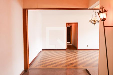 Apartamento para alugar com 130m², 2 quartos e 2 vagasSala