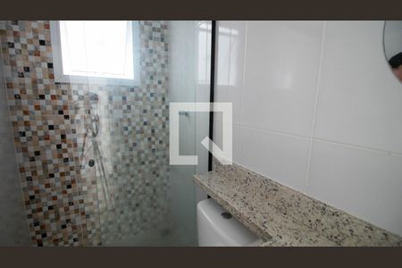 Studio à venda com 33m², 1 quarto e sem vagaDetalhe do banheiro