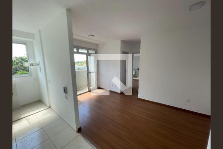 Sala de apartamento para alugar com 2 quartos, 65m² em Jardim Riacho das Pedras, Contagem