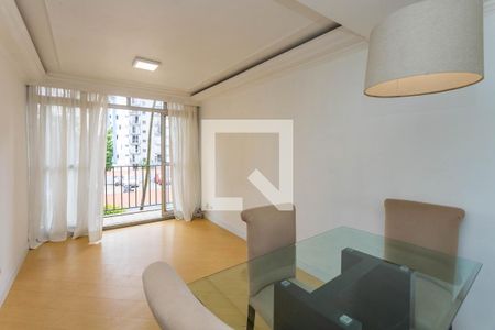 Sala  de apartamento à venda com 2 quartos, 56m² em Taboão, Diadema