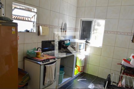 Casa à venda com 360m², 2 quartos e 3 vagasCozinha 