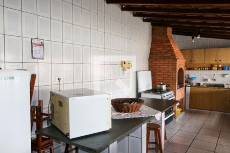 Casa à venda com 194m², 3 quartos e 1 vaga Casa à venda com 194m², 3 quartos e 1 vagaTerraço