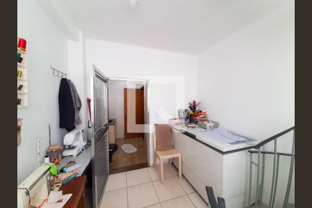 Casa à venda com 194m², 3 quartos e 1 vaga Casa à venda com 194m², 3 quartos e 1 vagaDetalhe Acesso ao 3 andar