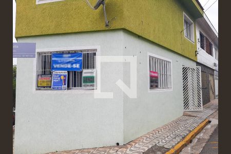 Casa à venda com 194m², 3 quartos e 1 vaga