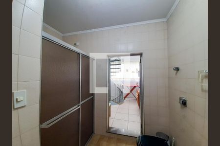 Casa à venda com 194m², 3 quartos e 1 vaga Casa à venda com 194m², 3 quartos e 1 vagaBanheiro Social