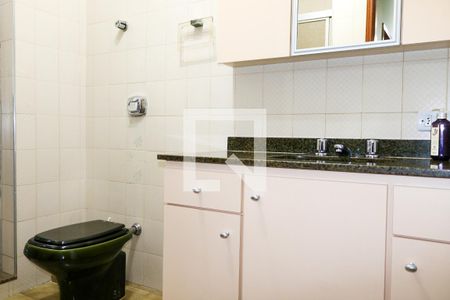 Casa à venda com 194m², 3 quartos e 1 vaga Casa à venda com 194m², 3 quartos e 1 vagaBanheiro Social