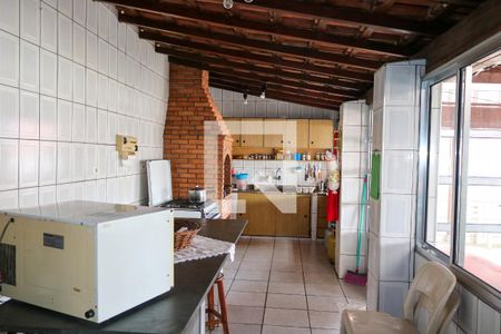 Casa à venda com 194m², 3 quartos e 1 vaga Casa à venda com 194m², 3 quartos e 1 vagaTerraço