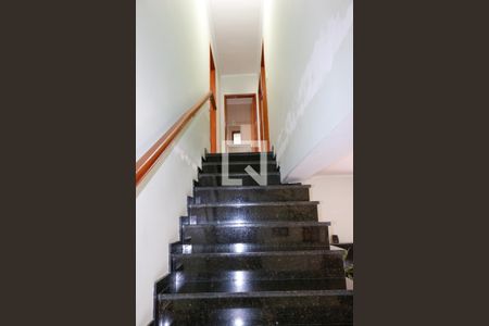 Escada para Quartos de casa à venda com 3 quartos, 194m² em Oswaldo Cruz, São Caetano do Sul