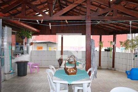 Casa à venda com 194m², 3 quartos e 1 vaga Casa à venda com 194m², 3 quartos e 1 vagaTerraço