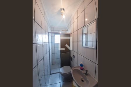 Casa à venda com 194m², 3 quartos e 1 vaga Casa à venda com 194m², 3 quartos e 1 vagaTerraço - Banheiro