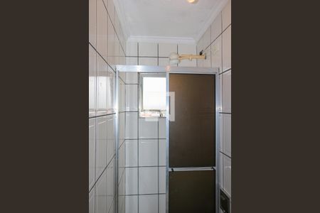 Casa à venda com 194m², 3 quartos e 1 vaga Casa à venda com 194m², 3 quartos e 1 vagaTerraço - Banheiro