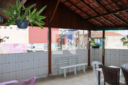 Casa à venda com 194m², 3 quartos e 1 vaga Casa à venda com 194m², 3 quartos e 1 vagaTerraço