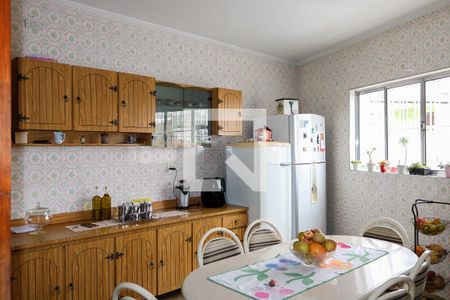 Casa à venda com 194m², 3 quartos e 1 vaga Casa à venda com 194m², 3 quartos e 1 vagaCozinha