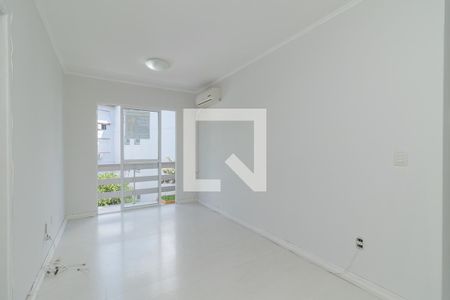 Sala de apartamento para alugar com 3 quartos, 80m² em Passo D’areia, Porto Alegre