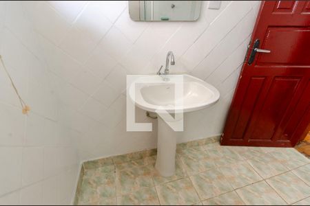 Casa à venda com 300m², 3 quartos e 2 vagas Casa à venda com 300m², 3 quartos e 2 vagasBanheiro