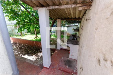 Casa à venda com 300m², 3 quartos e 2 vagas Casa à venda com 300m², 3 quartos e 2 vagasÁrea de Serviço