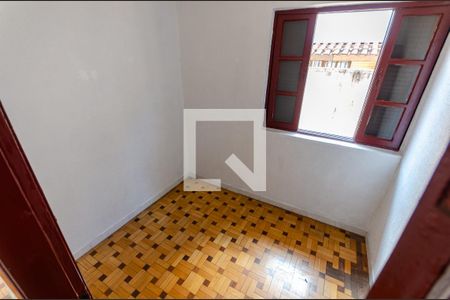 Casa à venda com 300m², 3 quartos e 2 vagas Casa à venda com 300m², 3 quartos e 2 vagasQuarto 1