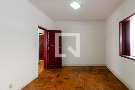 Casa à venda com 300m², 3 quartos e 2 vagas Casa à venda com 300m², 3 quartos e 2 vagasQuarto 2