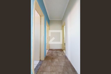 Corredor de casa para alugar com 2 quartos, 120m² em Jardim Santa Eudoxia, Campinas