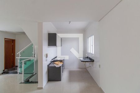 Sala e Cozinha Integrada  de casa de condomínio à venda com 3 quartos, 96m² em Vila Domitila, São Paulo