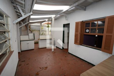 Casa à venda com 160m², 2 quartos e 3 vagasQuintal