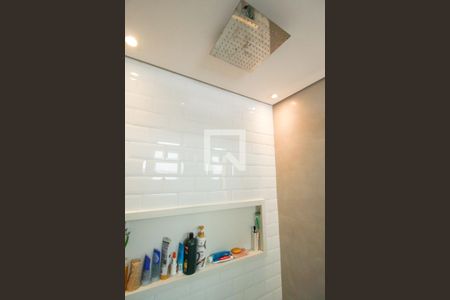 Apartamento à venda com 80m², 2 quartos e 1 vaga Apartamento à venda com 80m², 2 quartos e 1 vagaBanheiro