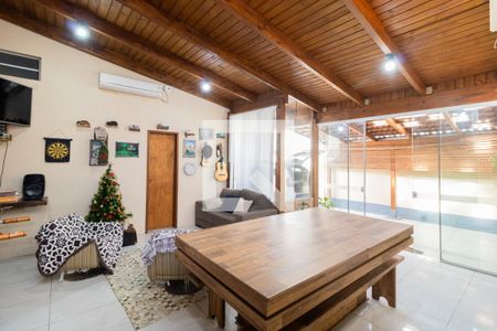 Casa à venda com 130m², 3 quartos e 2 vagasEspaço Gourmet