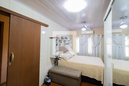 Quarto 1 de casa à venda com 3 quartos, 130m² em Mato Grande, Canoas