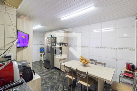 Casa à venda com 130m², 3 quartos e 2 vagasCozinha