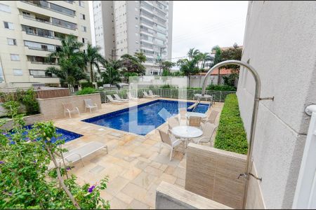 Apartamento à venda com 49m², 2 quartos e 1 vaga Apartamento à venda com 49m², 2 quartos e 1 vagaPiscina