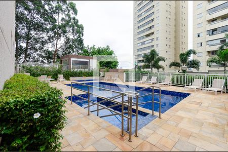 Apartamento à venda com 49m², 2 quartos e 1 vaga Apartamento à venda com 49m², 2 quartos e 1 vagaPiscina