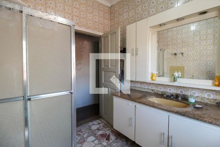 Casa à venda com 160m², 4 quartos e 1 vagaBanheiro 1