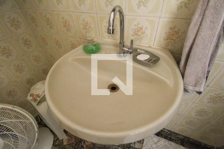 Casa à venda com 160m², 4 quartos e 1 vagaBanheiro 2