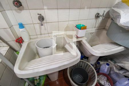 Casa à venda com 160m², 4 quartos e 1 vagaÁrea de Serviço