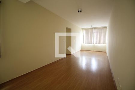 Sala de apartamento para alugar com 3 quartos, 70m² em Vila Mariana, São Paulo