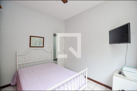Quarto de apartamento à venda com 2 quartos, 90m² em Santa Rosa, Niterói