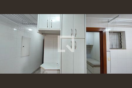 Apartamento à venda com 335m², 4 quartos e 4 vagasÁrea de Serviço