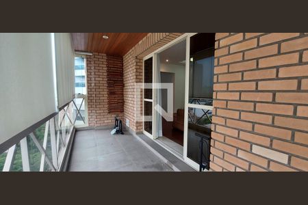 Varanda Sala estar de apartamento para alugar com 4 quartos, 335m² em Jardim, Santo André