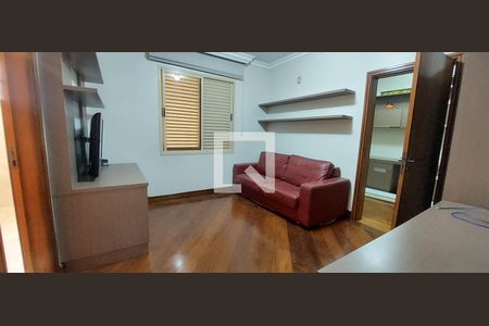 Apartamento à venda com 335m², 4 quartos e 4 vagasQuarto 4 suíte