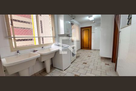 Apartamento à venda com 335m², 4 quartos e 4 vagasÁrea de Serviço