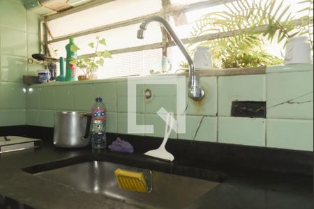 Casa à venda com 401m², 4 quartos e 3 vagas Casa à venda com 401m², 4 quartos e 3 vagasCozinha