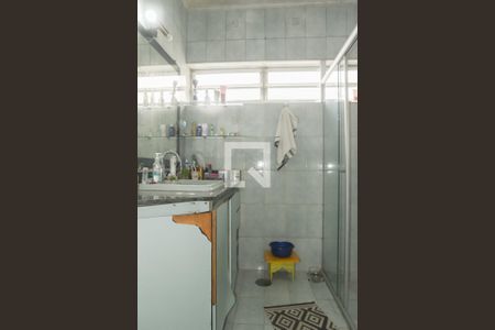 Casa à venda com 401m², 4 quartos e 3 vagas Casa à venda com 401m², 4 quartos e 3 vagasBanheiro 1