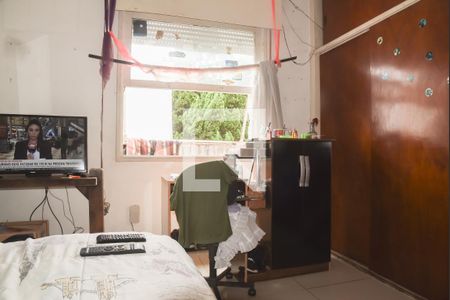 Casa à venda com 401m², 4 quartos e 3 vagas Casa à venda com 401m², 4 quartos e 3 vagasQuarto 3