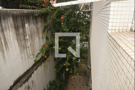 Casa à venda com 401m², 4 quartos e 3 vagas Casa à venda com 401m², 4 quartos e 3 vagasVista do Quarto 3