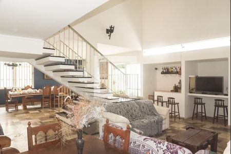 Sala de casa à venda com 4 quartos, 401m² em Planalto Paulista, São Paulo