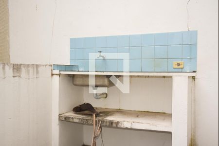 Casa à venda com 401m², 4 quartos e 3 vagas Casa à venda com 401m², 4 quartos e 3 vagasQuintal