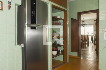 Casa à venda com 401m², 4 quartos e 3 vagas Casa à venda com 401m², 4 quartos e 3 vagasCozinha