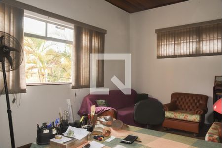 Casa à venda com 401m², 4 quartos e 3 vagas Casa à venda com 401m², 4 quartos e 3 vagas3° Piso - Escritório
