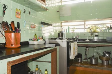 Casa à venda com 401m², 4 quartos e 3 vagas Casa à venda com 401m², 4 quartos e 3 vagasCozinha